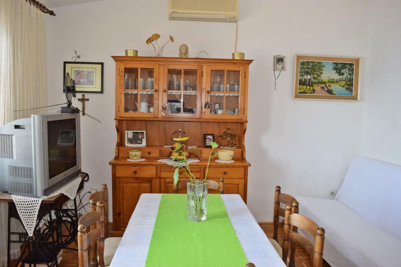 Apartment Kovacic Омиш Экстерьер фото